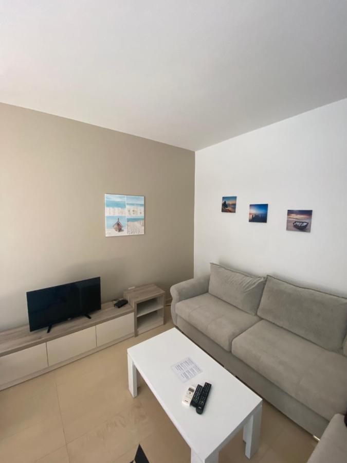 Jasmine Apartments Sarandë Buitenkant foto