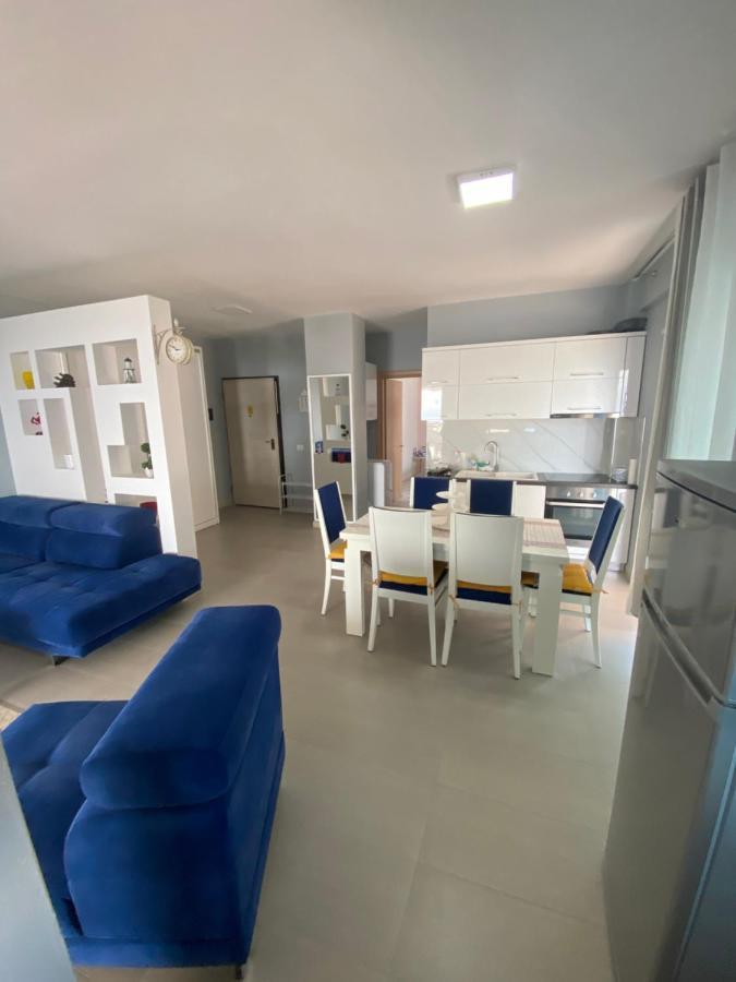 Jasmine Apartments Sarandë Buitenkant foto