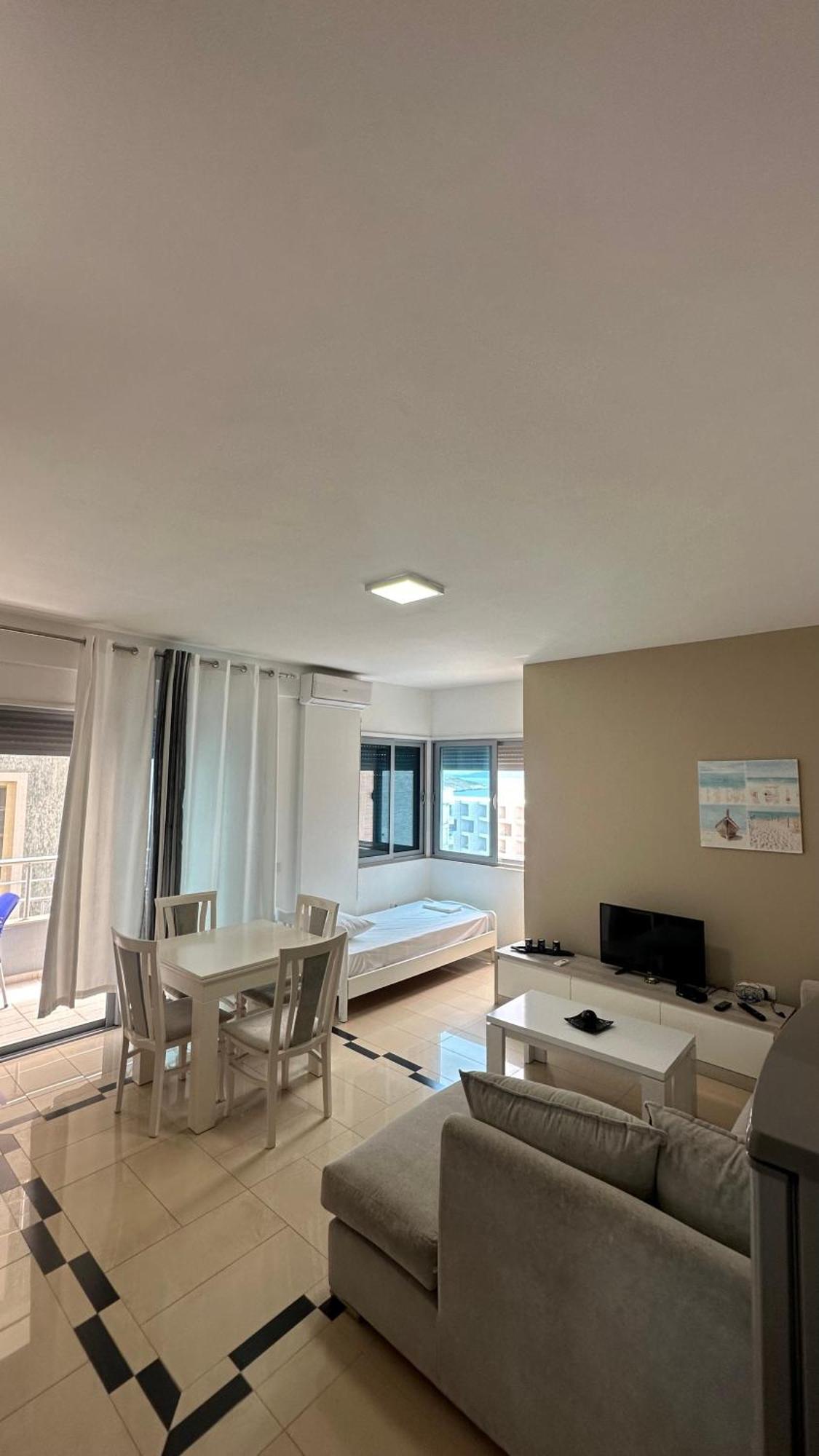 Jasmine Apartments Sarandë Buitenkant foto